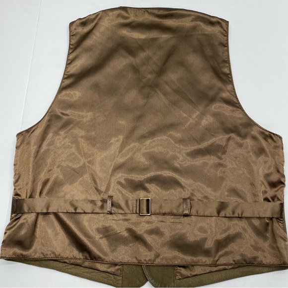 Eddie Bauer Men’s Brown Leather Vest LG Pockets Back Buckle Button Front - Picture 2 of 15